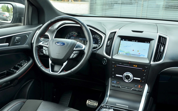 Ford EDGE cena 165890 przebieg: 70000, rok produkcji 2019 z Supraśl małe 704